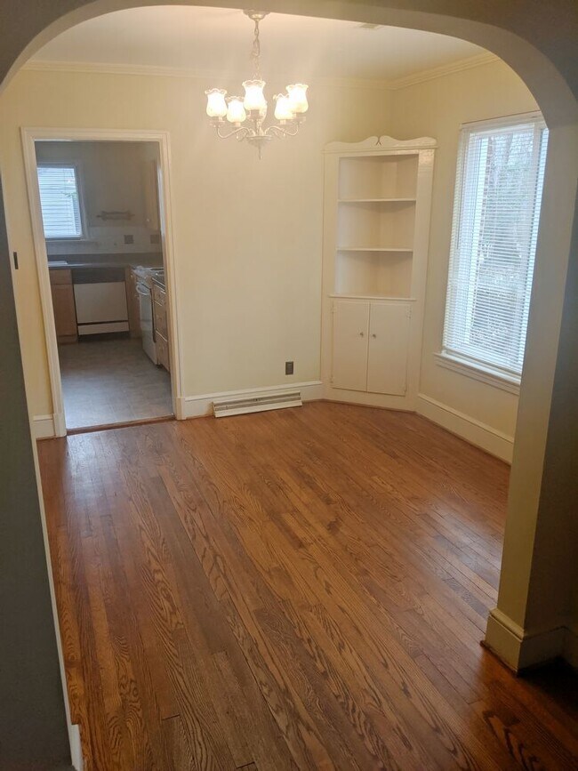 Photo - 712 Cannon Rd