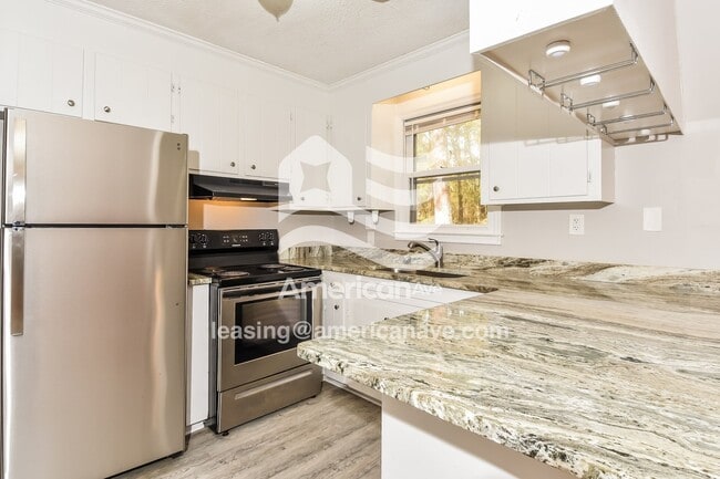 Photo - 100 Clearview Dr