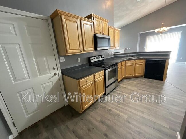 Photo - 1509 English Pine Ln