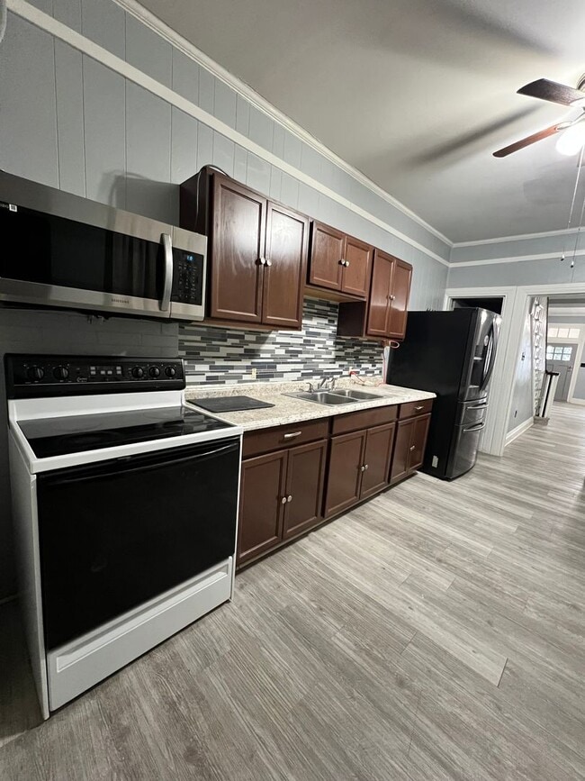 Photo - 5 Bedroom 1 Bath Home Available