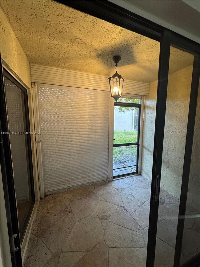 Photo - 5595 Courtyard Dr Unit 5595