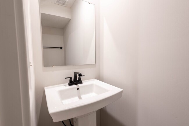 Photo - 6800 Frey Ln