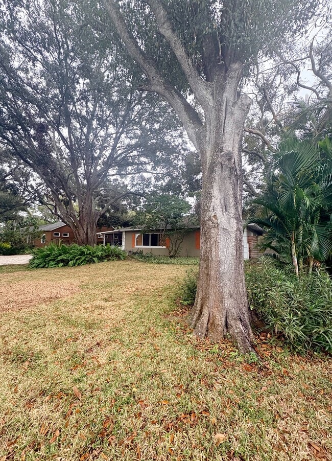 Building Photo - Dartmouth