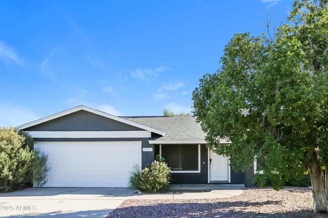 Photo - 503 W El Prado Rd House