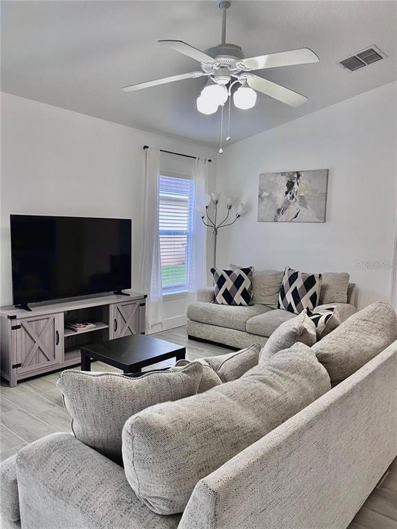 Photo - 701 Sandy Ridge Dr