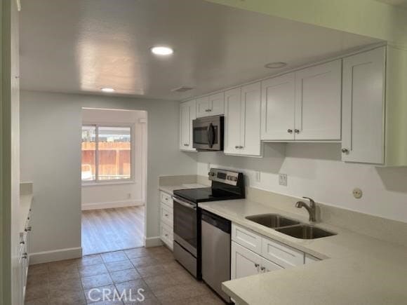 Photo - 4646 Larwin Ave
