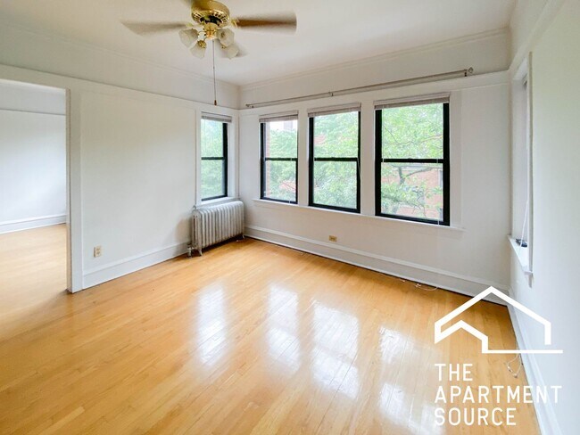 Photo - 1456 W Cornelia Ave Unit 3