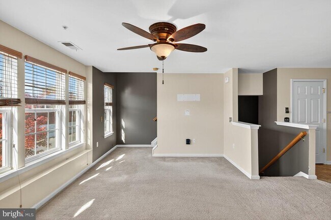 Photo - 1062 Lamberton St Townhome