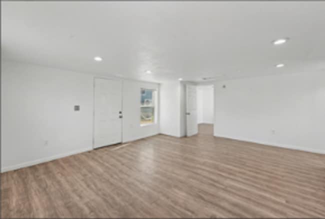 Photo - 732 N Victor Ave Unit C