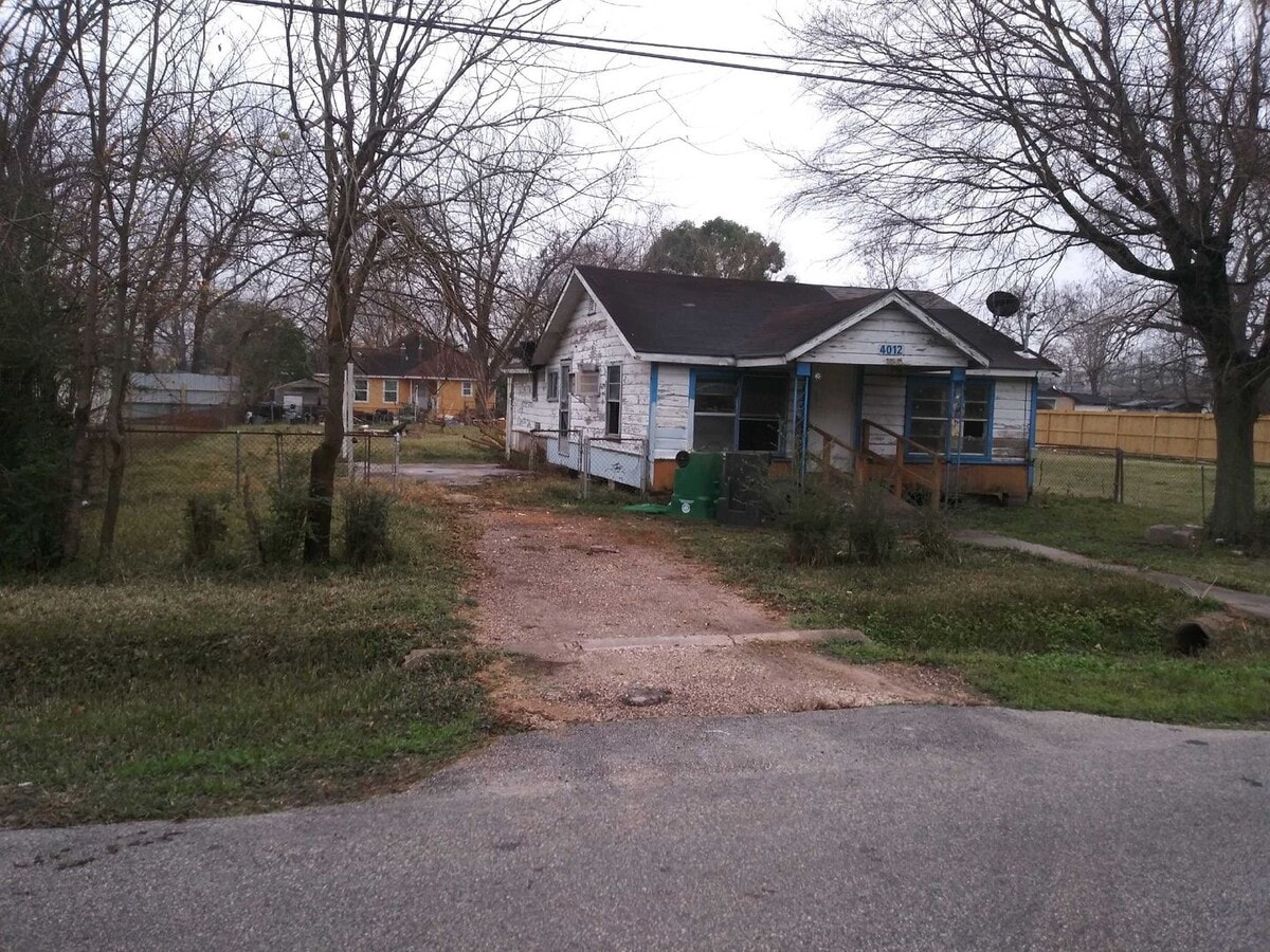 3 Bedroom Home For Lease - 3 Bedroom Home For Lease