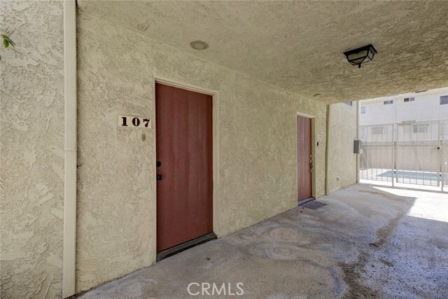 Photo - 7409 Woodman Ave