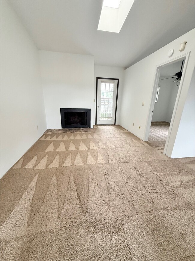 110 Ashley Dr