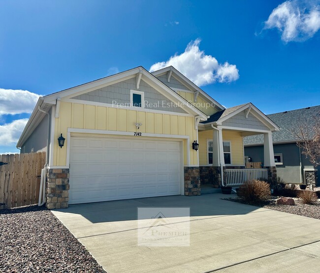 Photo - 7142 Bigtooth Maple Dr House