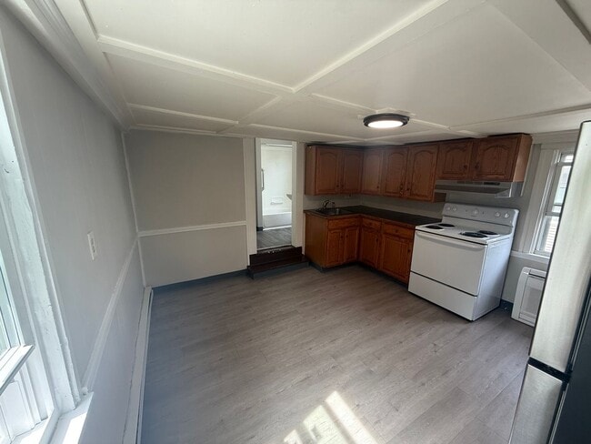 Building Photo - 17 Portland St Unit D Rental