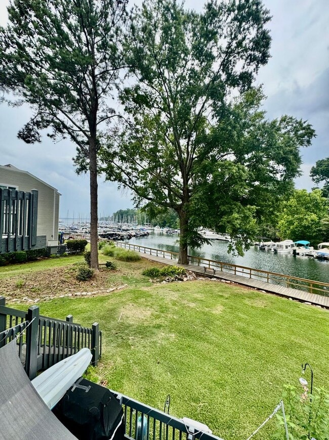 Lake Murray Living--- 2bd/2ba condo - Lake Murray Living--- 2bd/2ba condo
