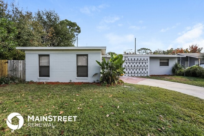 Building Photo - 805 Terry Lynn Dr