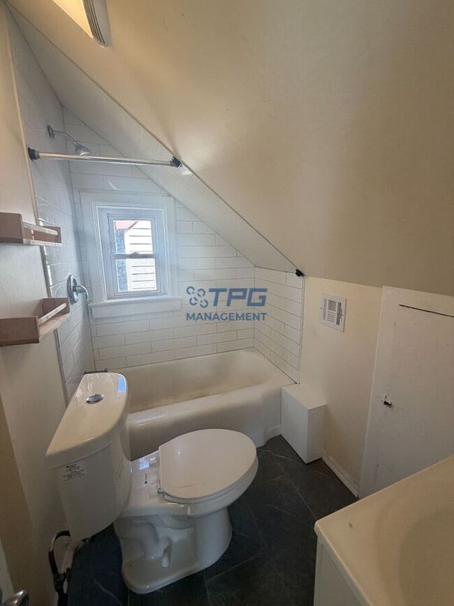 Photo - 134 Dewey St Unit 3