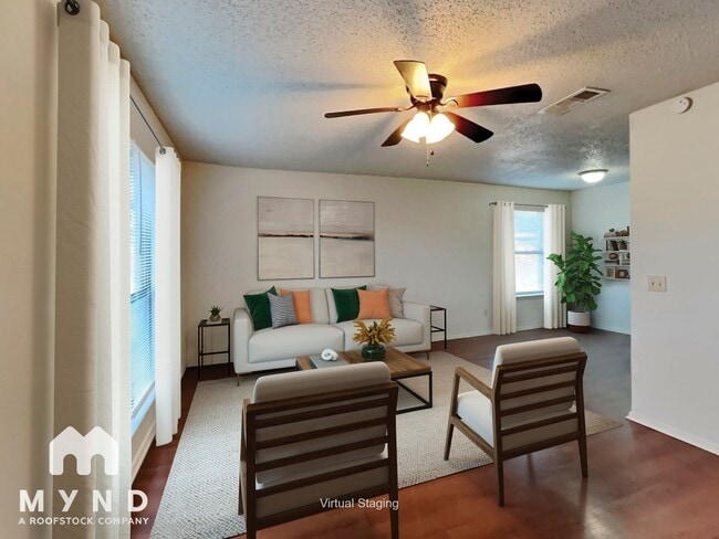 Building Photo - 1303 Berry Dr