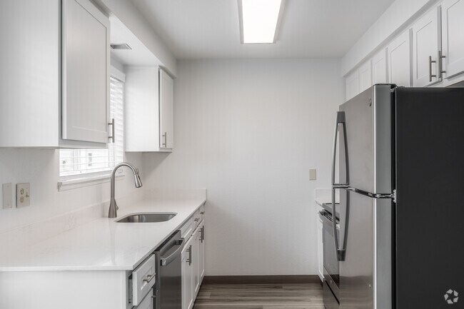 3BR, 2BA - 880SF - Kitchen - 37TH Park Apartments Unit 10