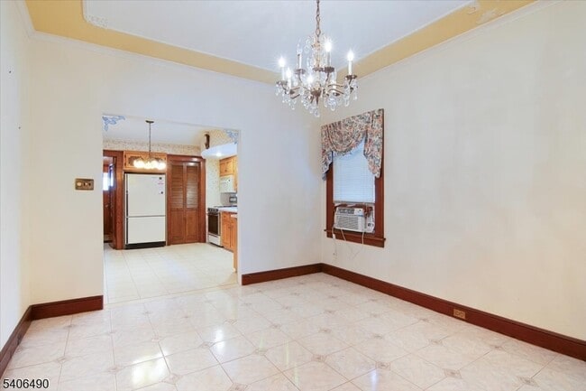 Photo - 124 Colfax Ave