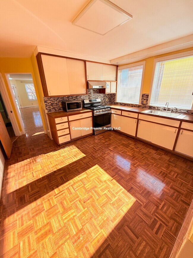 Photo - 10 Packard Ave Unidad 1