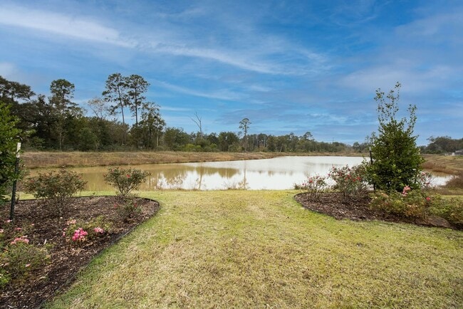 Photo - 2092 Cedar Way Dr