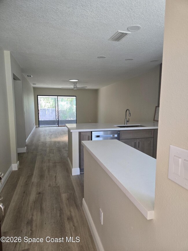 Photo - 189 Seawind Dr