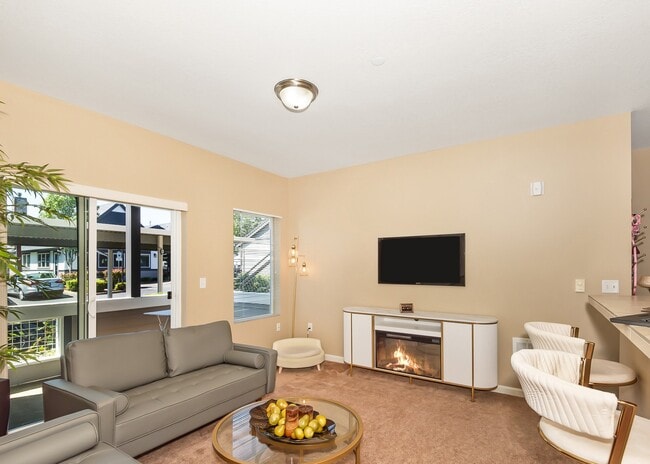 Stern 1x1 652 sq. ft.