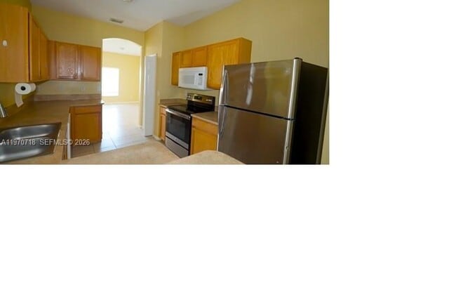 Photo - 8720 97th Ave