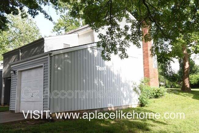 Photo - 1415 E 97th St