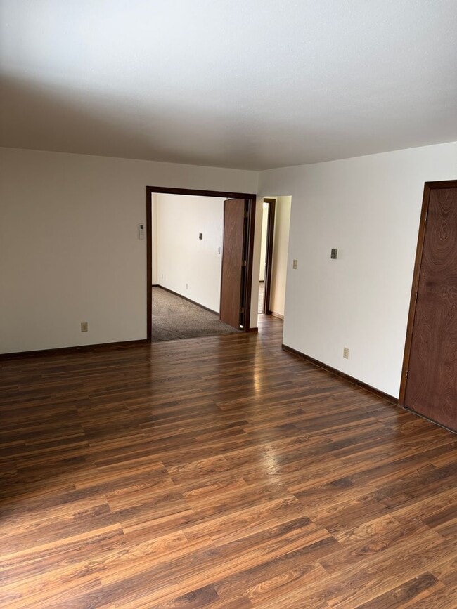 Photo - 4651 GOVERNORS DR