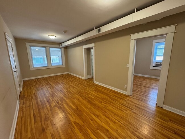 Photo - 1912 University Ave W Unidad 1914  3