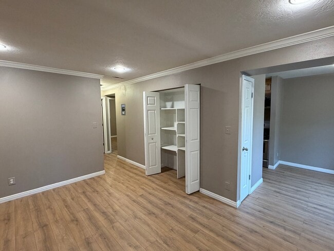 Photo - 5396 S Willow Ln Unit A