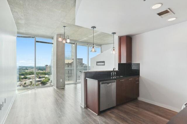 Photo - 3324 Peachtree Rd NE Unidad 2208