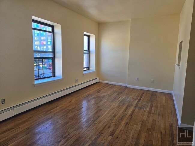 Photo - 1080 Dekalb Ave Unit 3