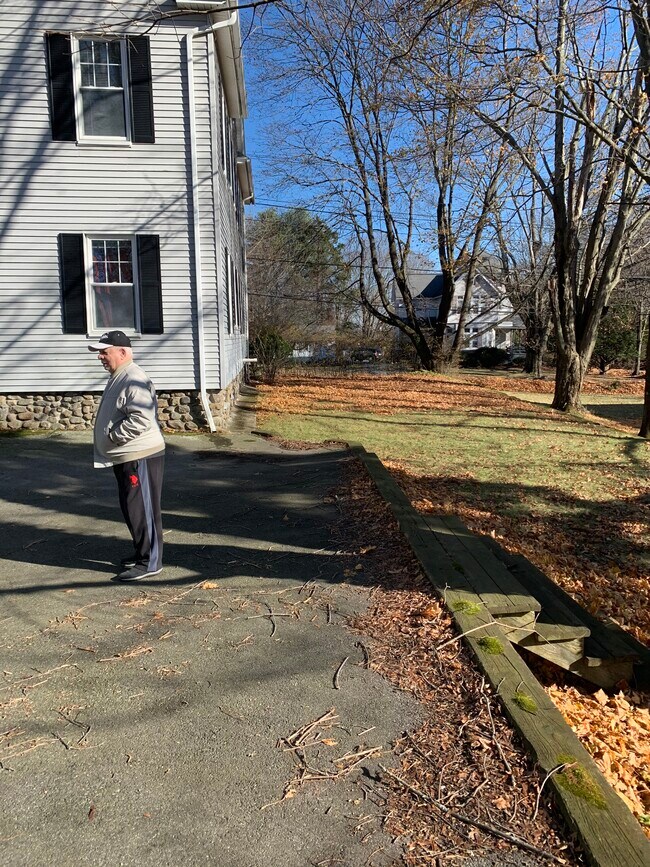 Photo - 468 Massasoit Rd Apartamentos Unidad Top floor