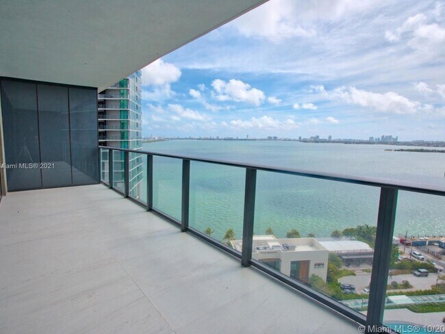 Photo - 650 NE 32nd St Unit 1603