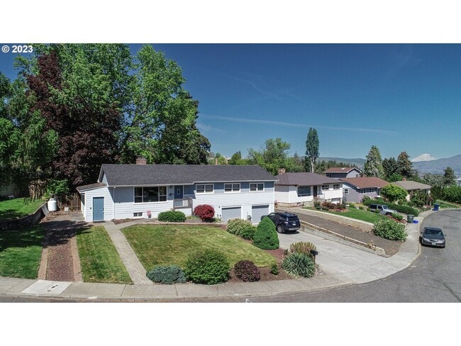 Building Photo - Great Home on 1/3 Acre