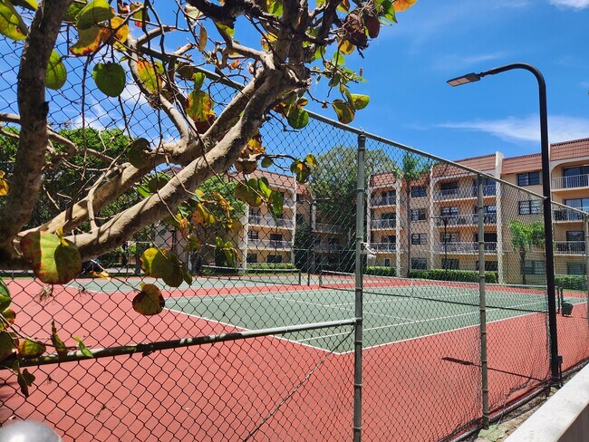 Photo - 9301 SW 92nd Ave Unit Wisperwood Village