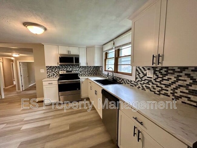 Photo - 1408 Holland St