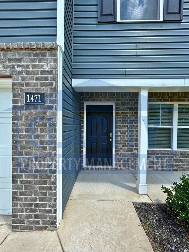 Photo - 1471 Housley Dr