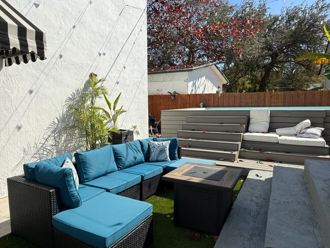 Photo - 4615 N Miami Ave