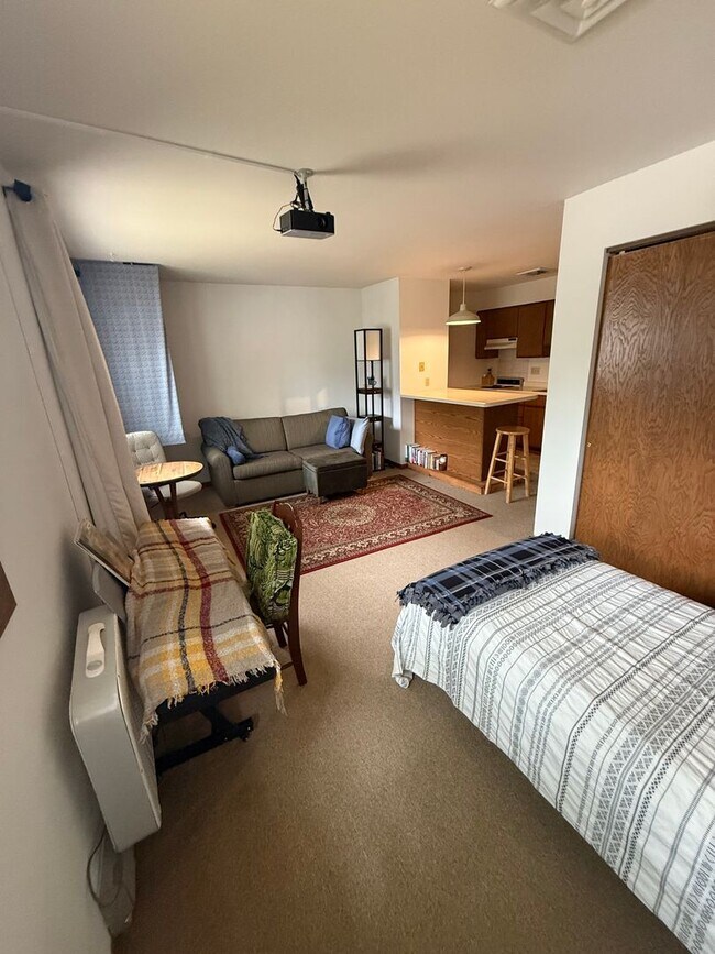 Photo - 1302 Mound St Unit #2