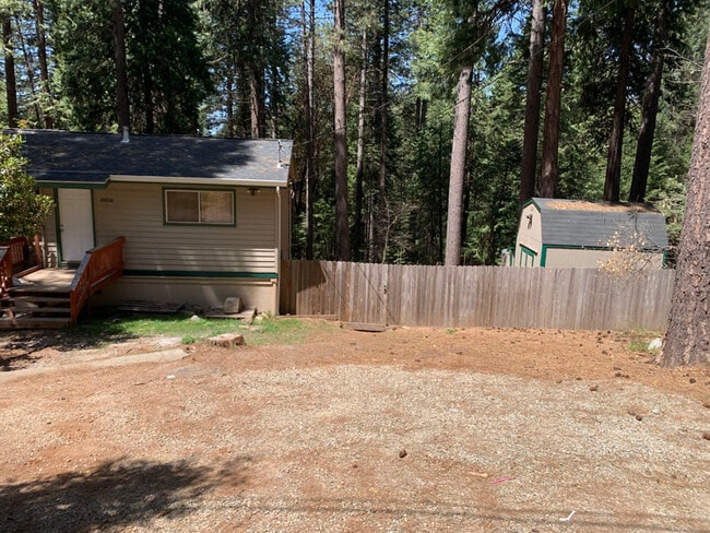 Photo - 4924 Golden St