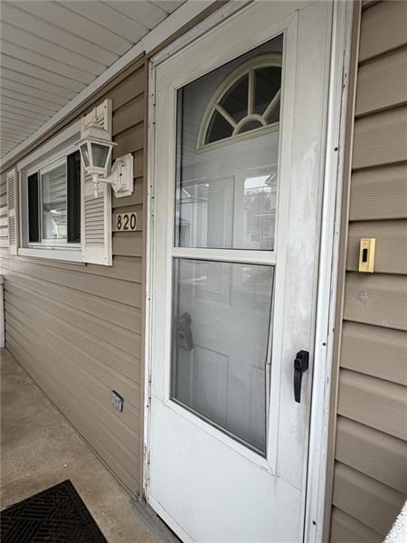 Photo - 820 Jacoby Rd