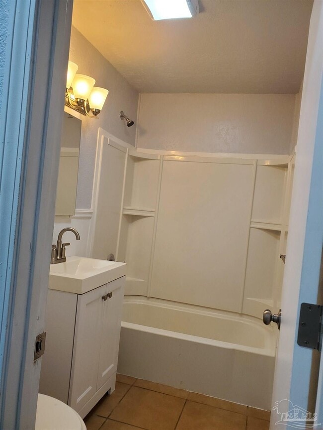 Photo - 6448 Gaynell Ave