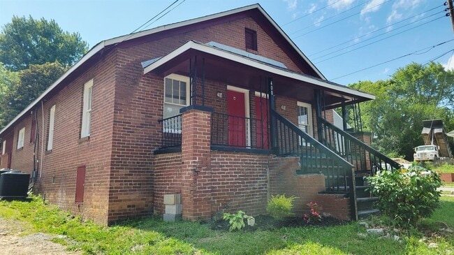 Photo - 400 Walnut St