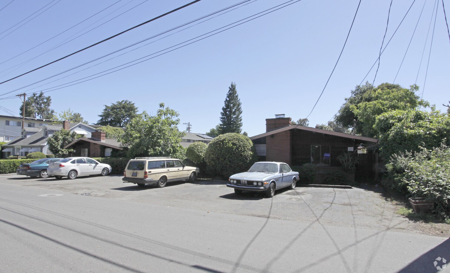 Photo - 1914 Cooley Ave