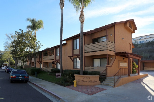 Building Photo - La Costa Seashore Rental