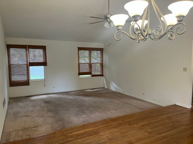 Photo - 821 Brentwood Dr